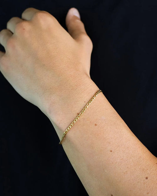 CLEAN FIGARO BRACELET. - 3MM 18K GOLD Bracelets Evarlox   