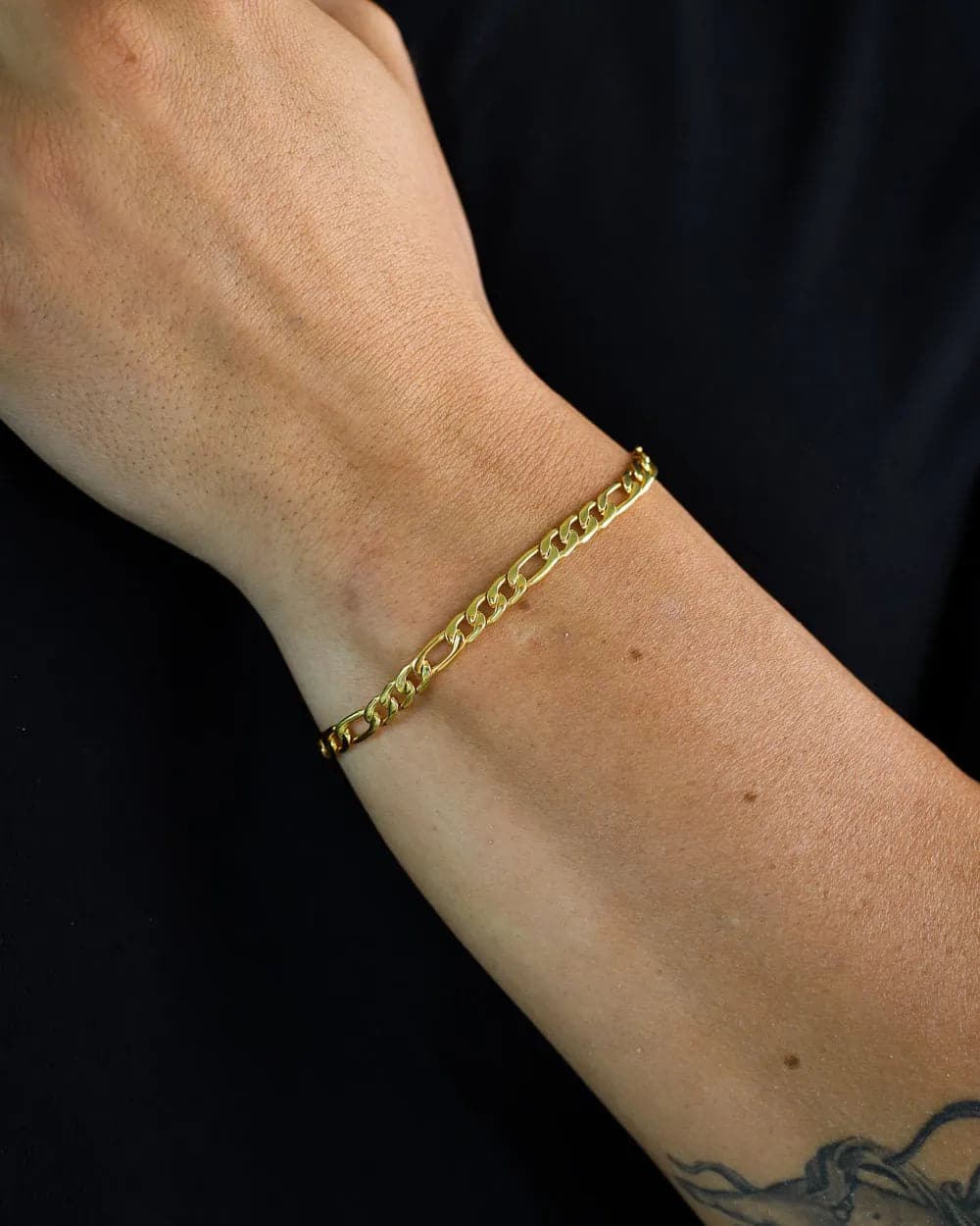 CLEAN FIGARO BRACELET. - 5MM 18K GOLD Bracelets Evarlox   