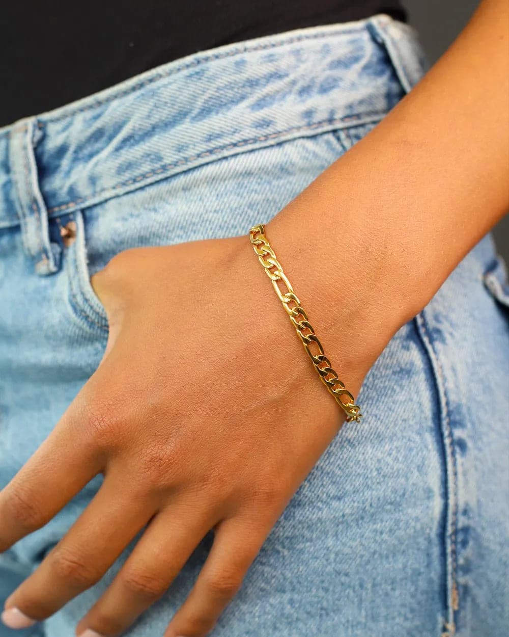 CLEAN FIGARO BRACELET. - 5MM 18K GOLD Bracelets Evarlox   