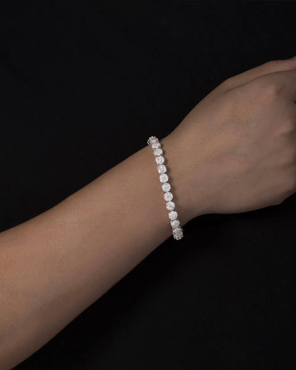 FLOWER TENNIS BRACELET. - 8MM WHITE GOLD Bracelets Evarlox   