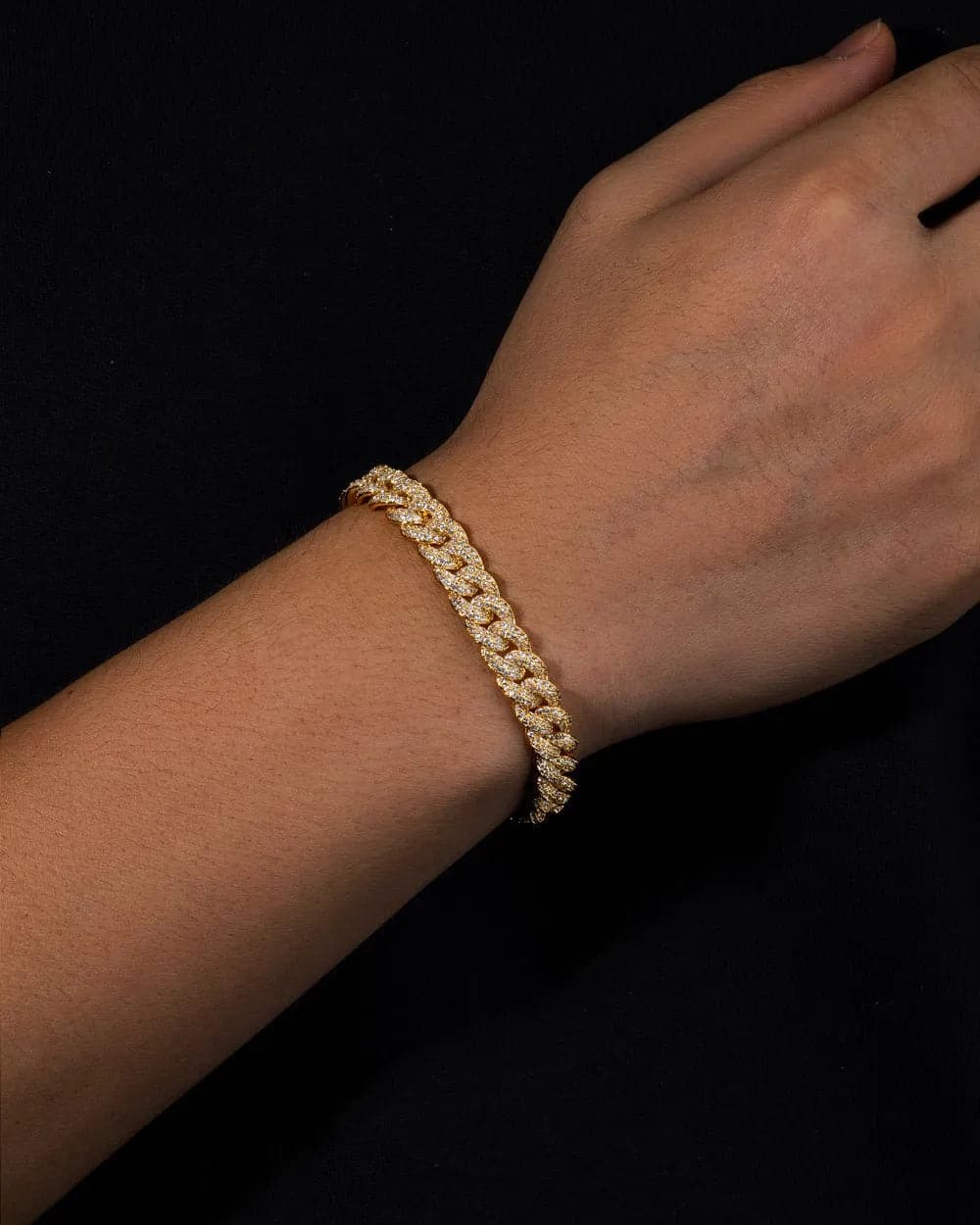 ICED CUBANA BRACELET. - 8MM 18K GOLD Bracelets Evarlox   